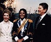 Michael Jackson meets with president Ronald Reagan and first lady Nancy Reagan in 1984.