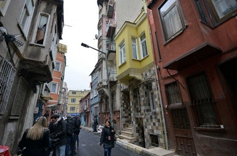 Reporters outside of hostel where Sarai Sierra was staying