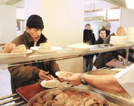 This restaurant in Turkey serves meals cooked with ingredients donated to the poor every afternoon. Some 1,500 people come to eat everyday.