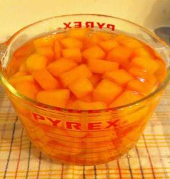diced cantaloupe