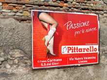 The Difference between Advertising and Marketing