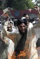 PAKISTAN: CURB 'VICE' OR FACE SUICIDE ATTACKS, MOSQUE WARNS