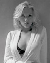 scarlett johansson beautiful woman